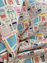 Beyaz Zeminli Okul  Desenli Kumaş