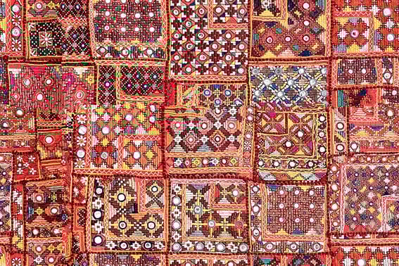 Turuncu Kırmızı Kilim Desenli Kumaş