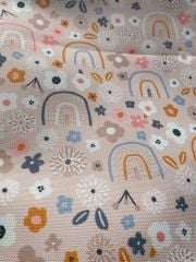 Küçük Gökkuşağı Desenli Kumaş