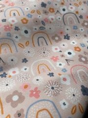 Küçük Gökkuşağı Desenli Kumaş