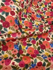 Renkli Bahar Çiçekleri Desenli Kumaş