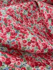 Kırmızı Top Çiçekli Romantik  Desenli Kumaş