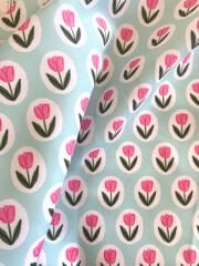 Mint Zeminli Çıtır Lale Çiçek Desenli Kumaş