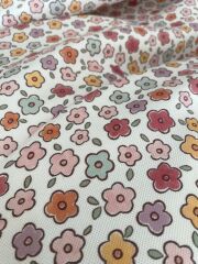 Soft Renkli Çıtır Çiçek Desenli Kumaş