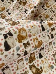 3D Nakış  Sevimli Yumaklı Kediler Desenli Kumaş