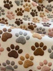 3D Nakış Patiler Desenli Kumaş