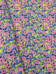 sari-pembe-cicek-desenli-kumas