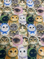 Fularlı Kedicikler Desenli Kumaş