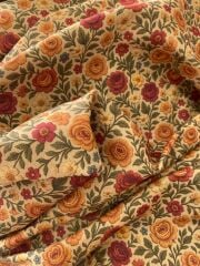 Retro Gül Bahçesi Desenli Kumaş