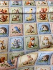 Sevimli Nakış Hayvanlı Kareler Desenli Kumaş