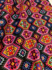 Renkli Kilim Desenli Kumaş