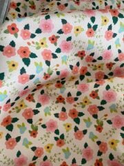 Bahar Bahçesi Çıtır Çiçekli  2 Desenli Kumaş