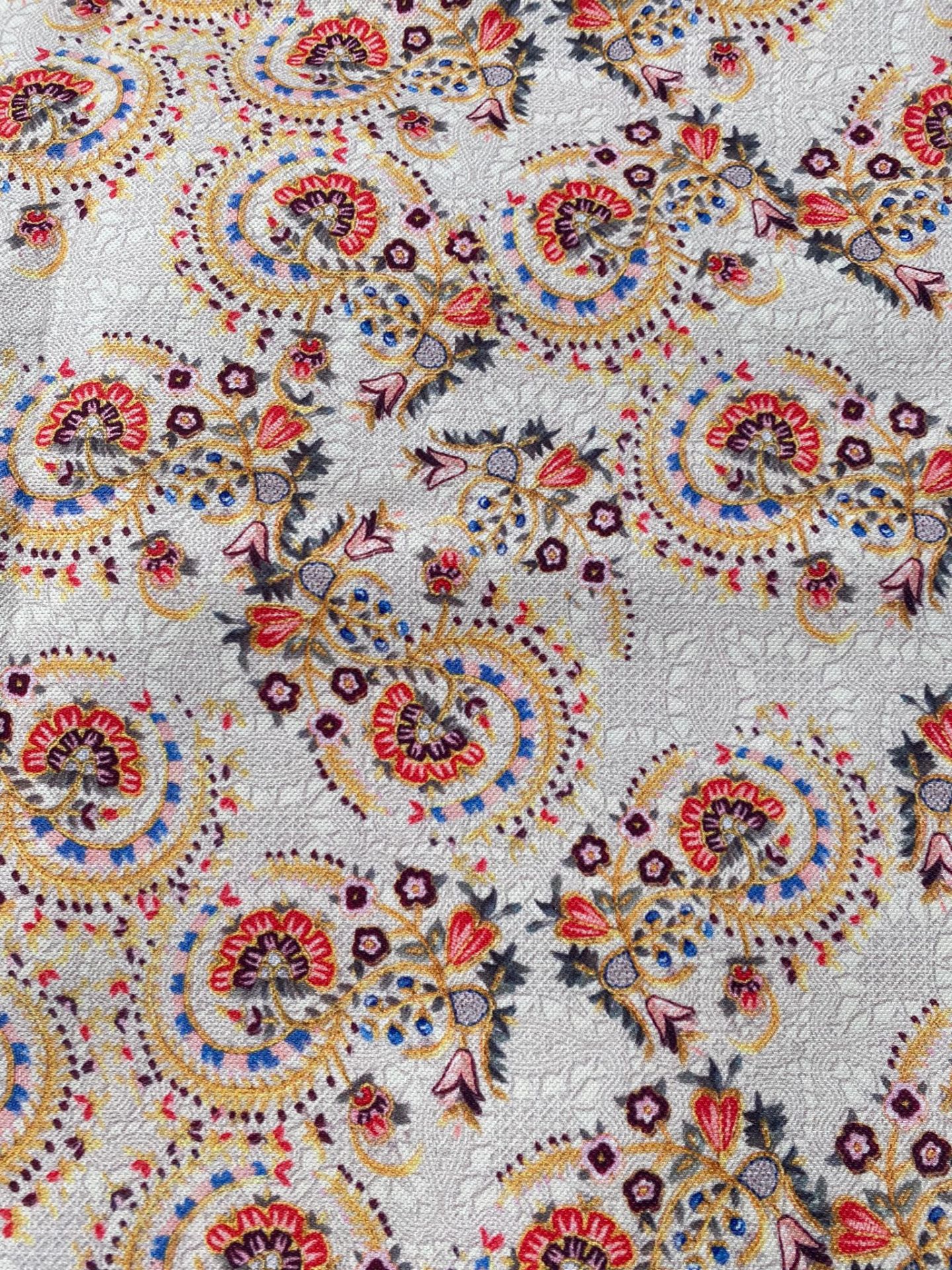 Etnik Nakış Desenli Kumaş krem