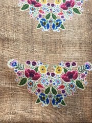 Keten Zemin Çiçek Desenli Kumaş