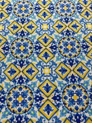 Mavi Sarı Seramik Desenli Kumaş
