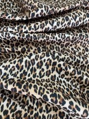 Açık Zeminli Leopar Desenli Kumaş