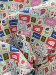 Aşk Pul Desenli Kumaş